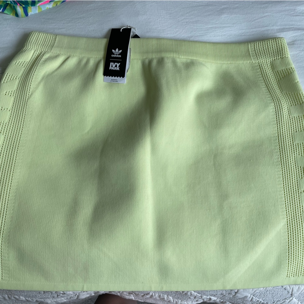 NWT Adidas-Ivy Park yellow knit skirt